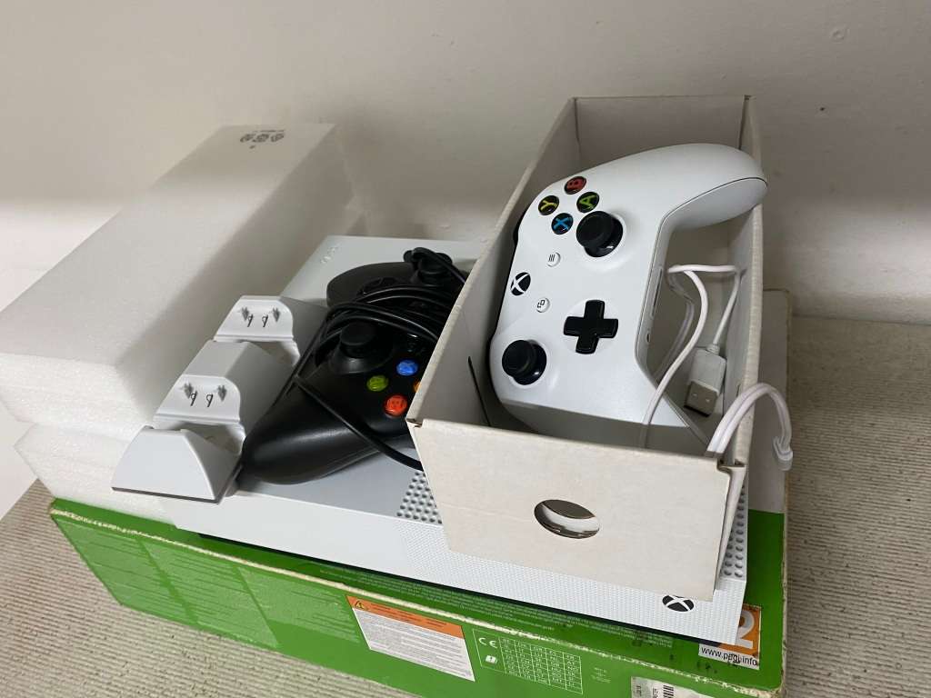 XBOX ONE S * 1 TB *4K ULTRA HD *  IN BOX * HDMI CABLE* 2 CONTROLLERS *CHARGING DOCK*GOOD CONDITION